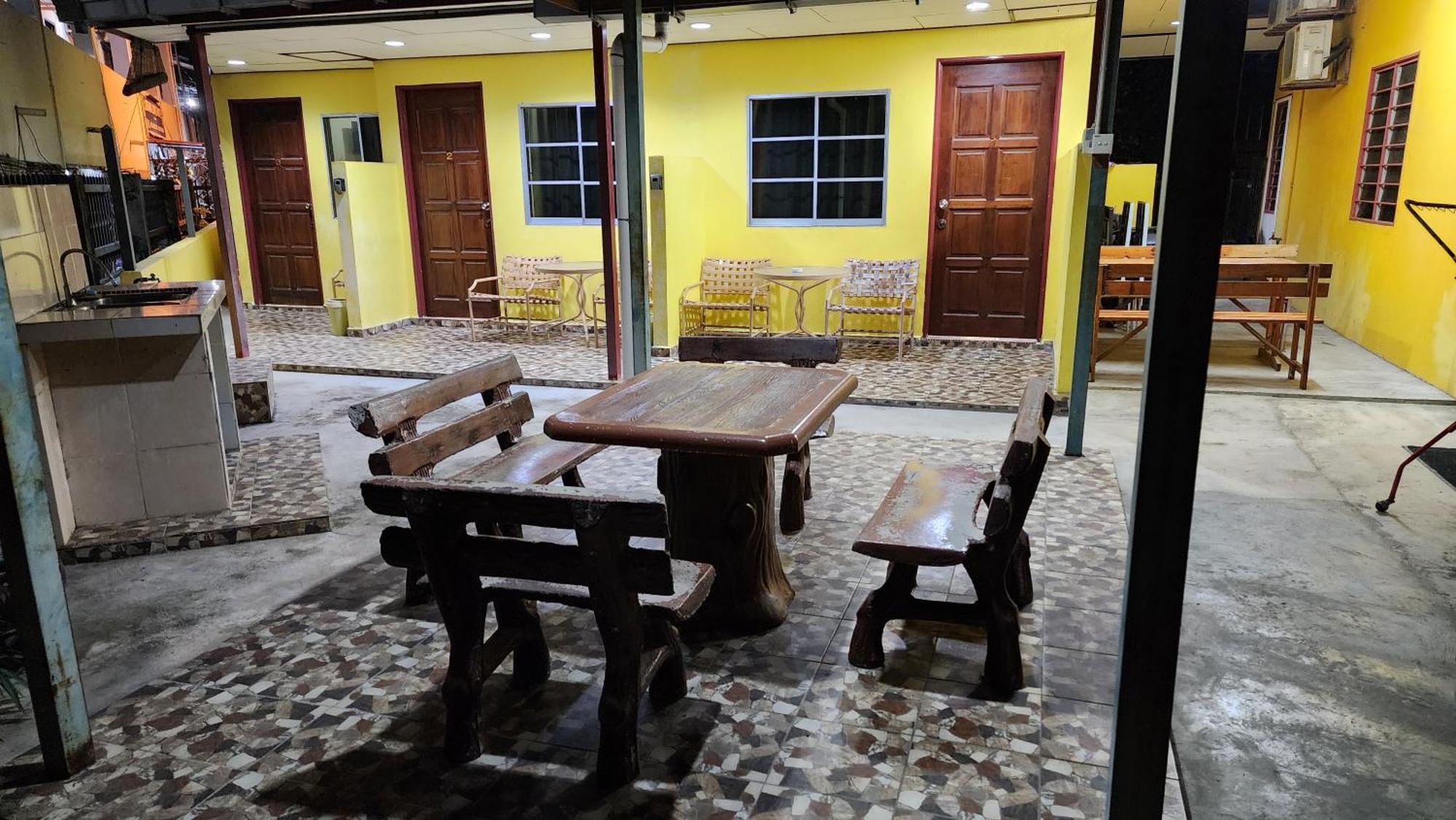 Lagenda Resthouse Cenang Beach Pantai Cenang  Kültér fotó